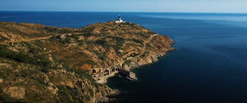 Un panorama de la ville de Calvi